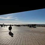 In Near The Ostende