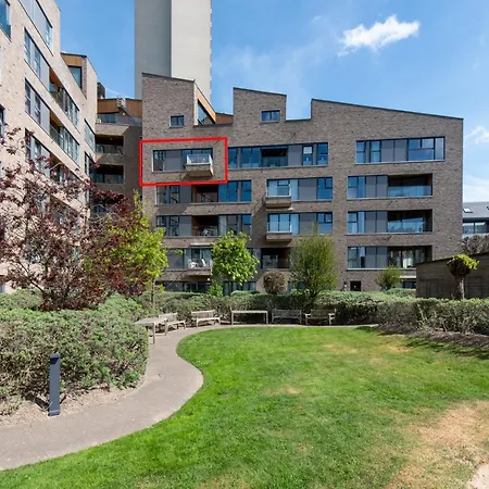 In Near The 아파트 *